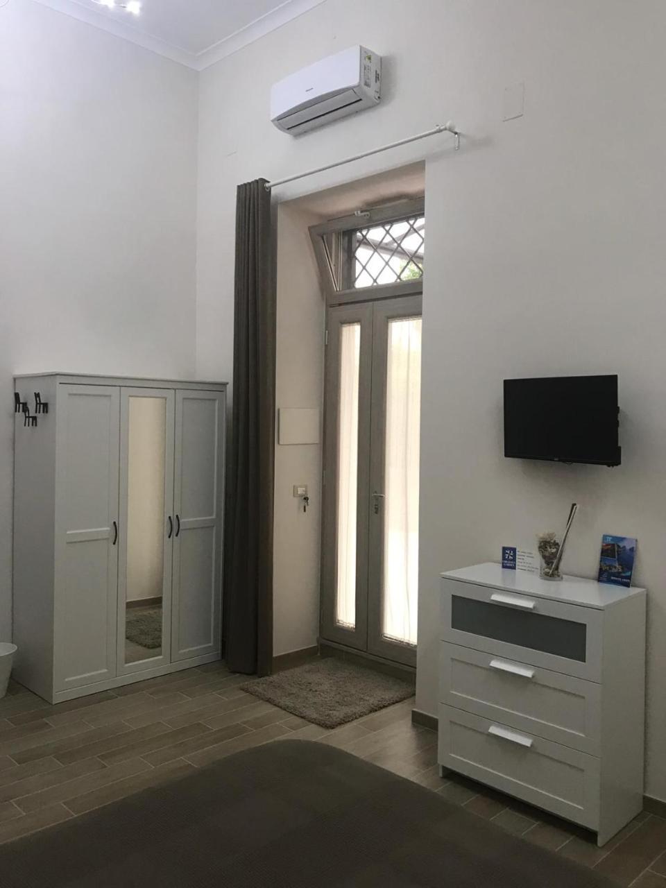 Virgilio'S Garden Bed & Breakfast Castellammare di Stabia Dış mekan fotoğraf
