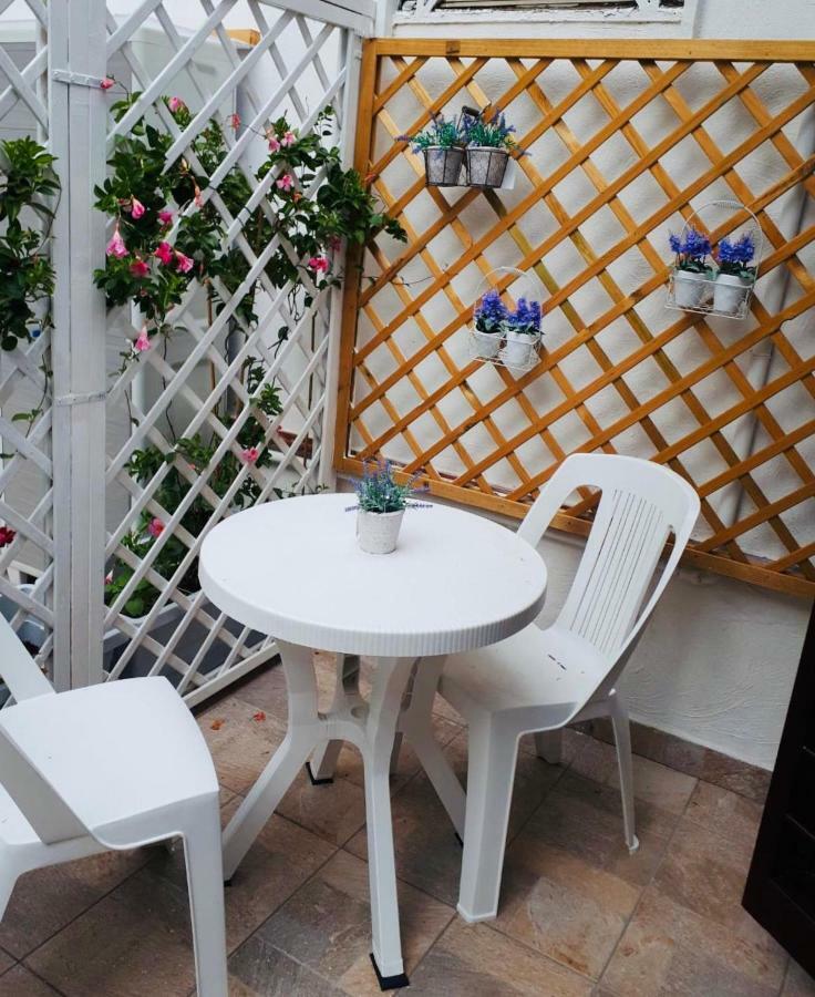 Virgilio'S Garden Bed & Breakfast Castellammare di Stabia Dış mekan fotoğraf